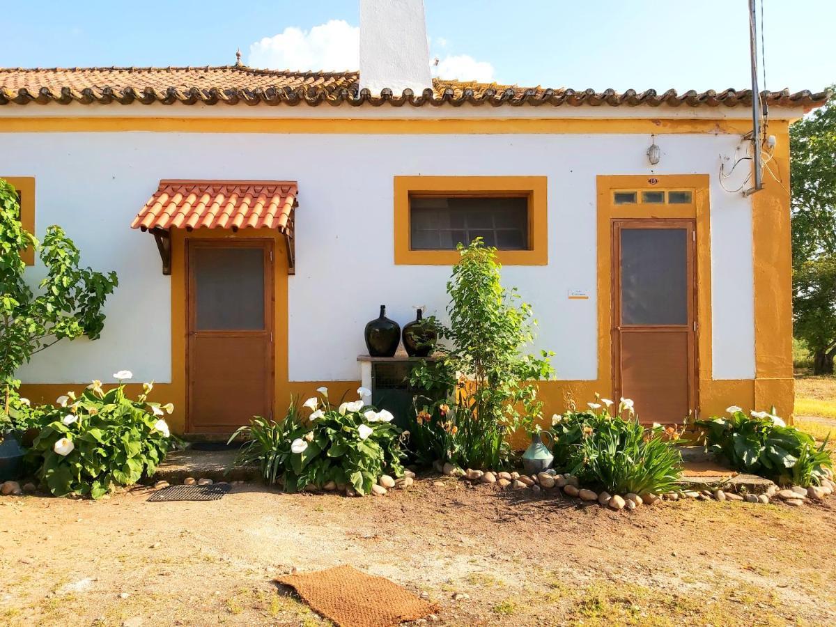 Gasthaus Casas Herdade Do Convento Da Serra Almeirim Exterior foto